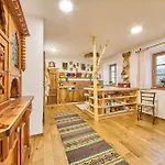 Edt Apartment *