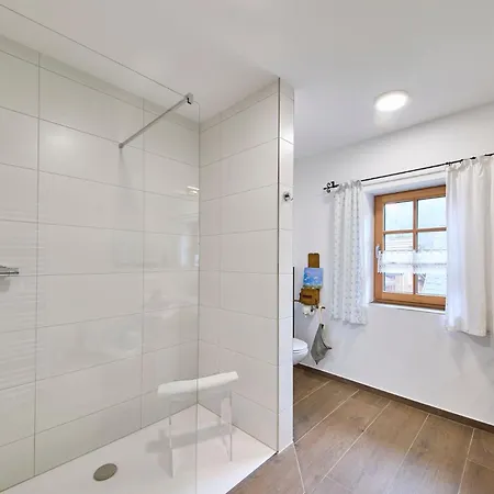 Edt 巴德哥依斯恩