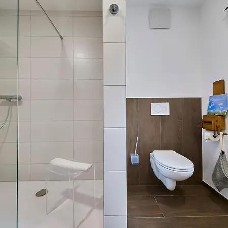 Edt Apartment