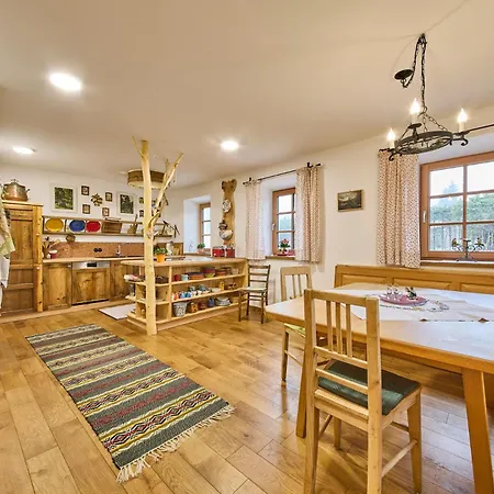 Edt דירה באד גויסרן